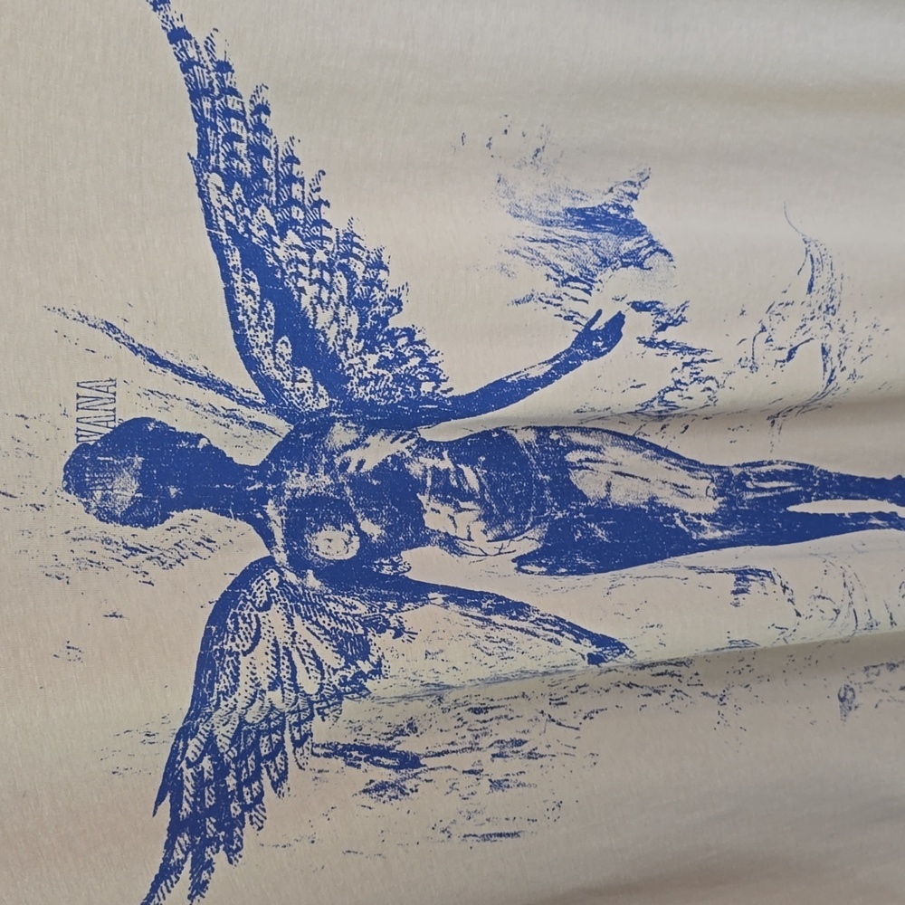 NWOT Nirvana In Utero Graphic Short Sleeve Tshirt Beige Blue Size Small - Picture 6 of 15